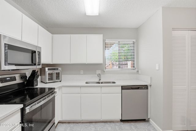 8133 MORRISTOWN Trail, Jacksonville, FL 32244