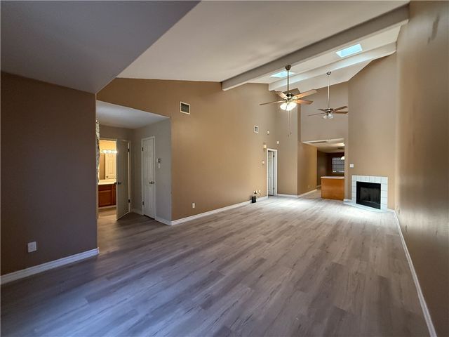 1818 Rodd Field E2, Corpus Christi, TX 78412