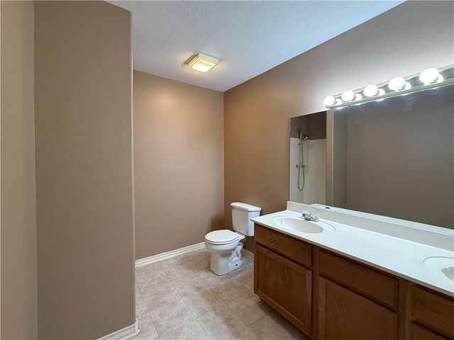 1818 Rodd Field E2, Corpus Christi, TX 78412