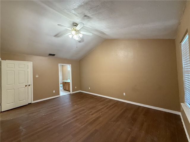 1818 Rodd Field E2, Corpus Christi, TX 78412