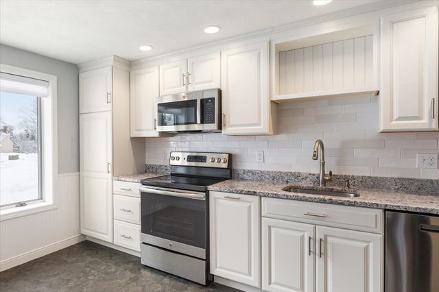 34 Spoon Way 34, North Reading, MA 01864