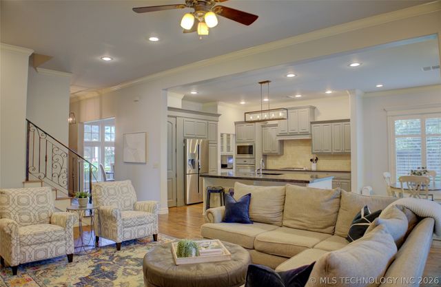 9483 E 106th Place S, Tulsa, OK 74133