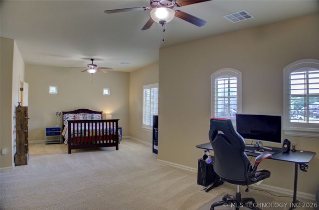 9483 E 106th Place S, Tulsa, OK 74133