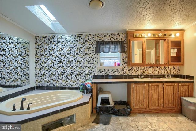 269 RUPP RD, Gettysburg, PA 17325