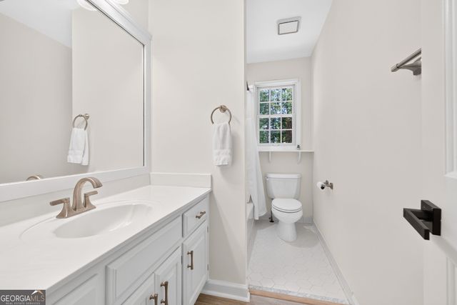 2388 Radbury Lane, Snellville, GA 30078