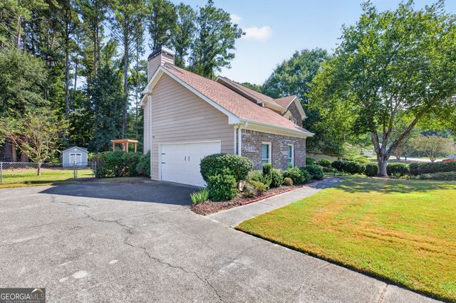 2388 Radbury Lane, Snellville, GA 30078