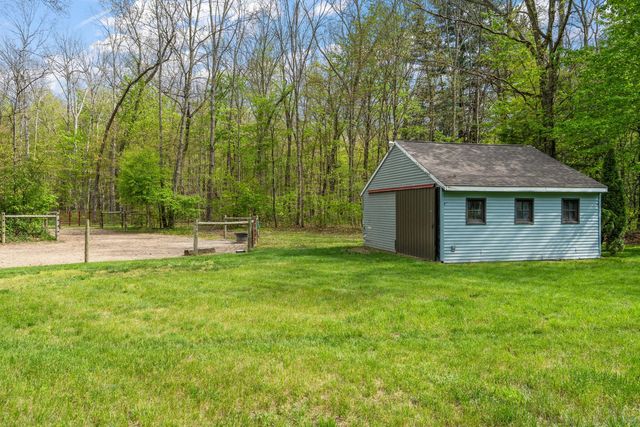 6373 N 450 W, La Porte, IN 46350