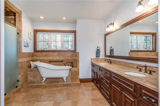 215 Long Ridge Road, Sunset, SC 29685