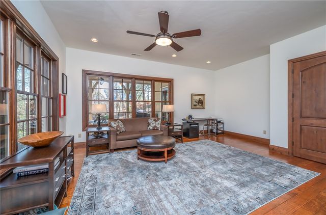 215 Long Ridge Road, Sunset, SC 29685