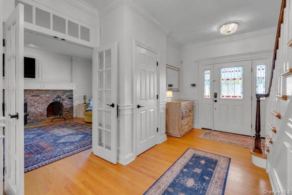 14 Whistler Hill Lane, Huntington, NY 11743 — photo 2