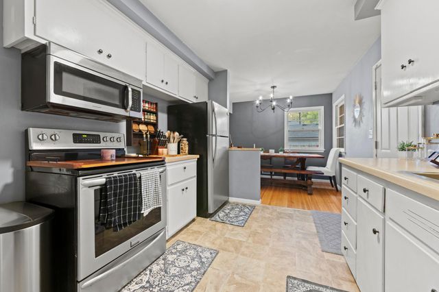 4625 Oxborough Lane, Bloomington, MN 55437