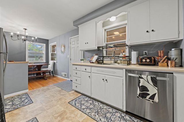 4625 Oxborough Lane, Bloomington, MN 55437