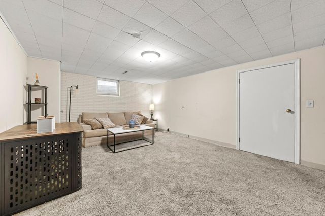 4625 Oxborough Lane, Bloomington, MN 55437