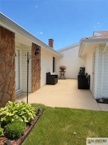 227 Convent Road 227A, Monroe, NJ 08831
