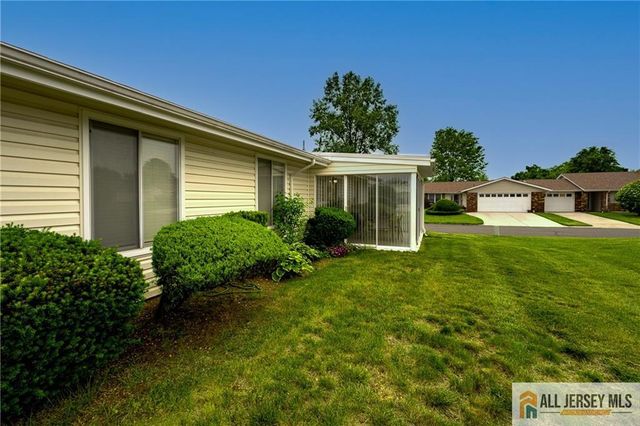227 Convent Road 227A, Monroe, NJ 08831