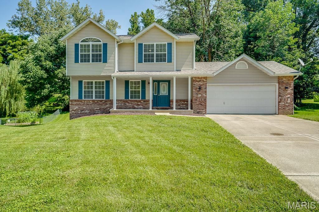 42 Alta Street, Glen Carbon, IL 62034