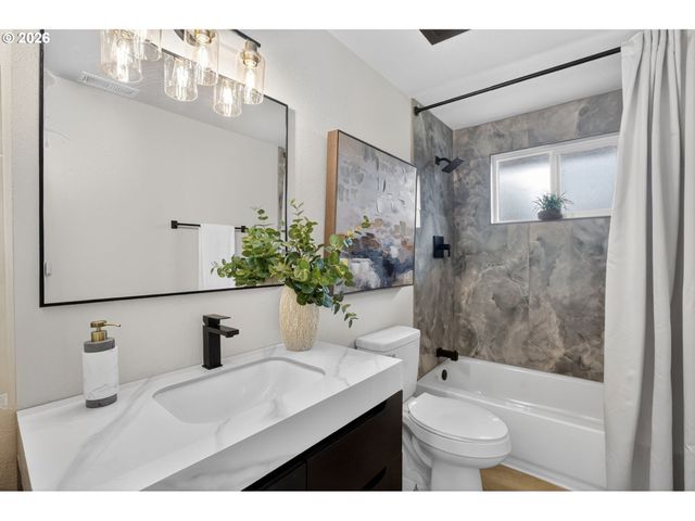 1505 Nw 95th Cir, Vancouver, WA 98665
