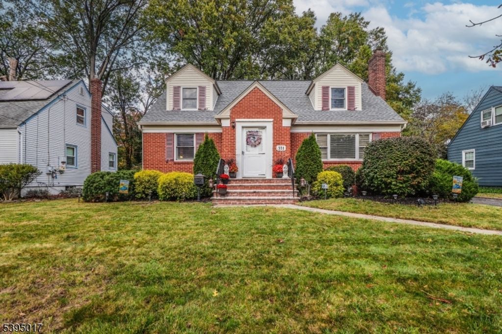 331 W Inman Ave, Rahway City, NJ 07065