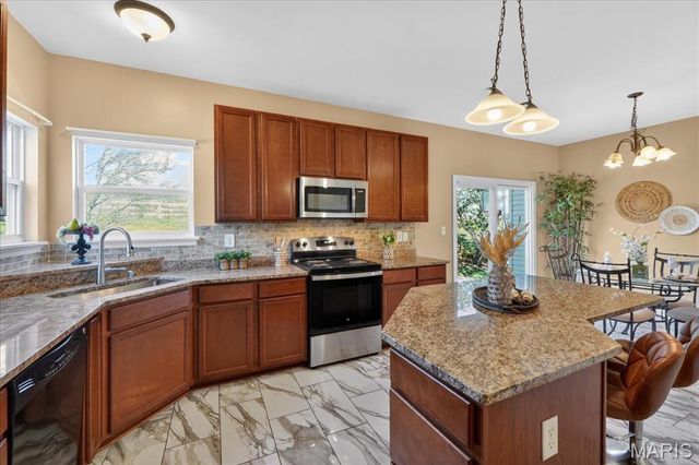1104 Duxbury Lane, O'fallon, MO 63366