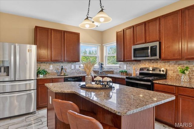 1104 Duxbury Lane, O'fallon, MO 63366