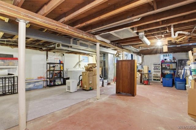 2487 South Avenue, Niagara Falls, NY 14305
