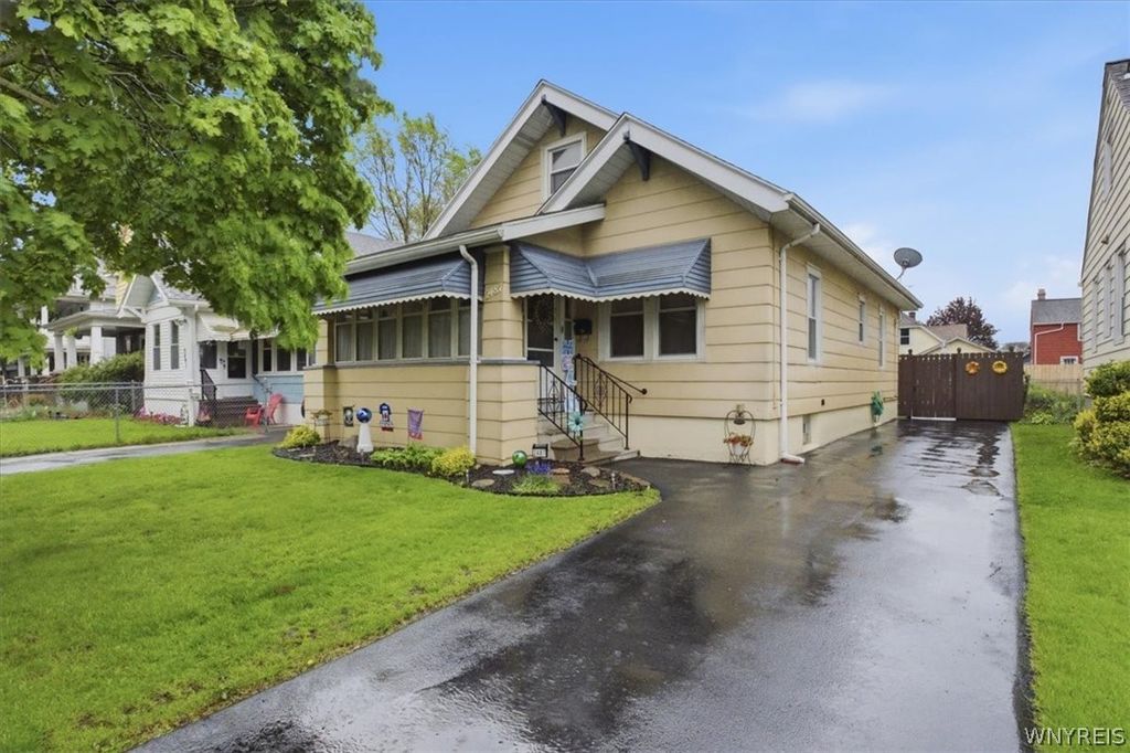 2487 South Avenue, Niagara Falls, NY 14305