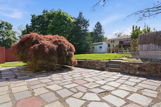 23 Yale Terrace, Blauvelt, NY 10913