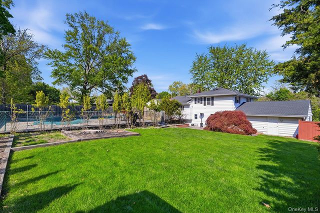 23 Yale Terrace, Blauvelt, NY 10913