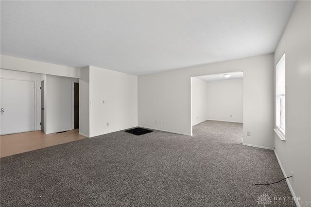 5940 Timbergate Trail, Huber Heights, OH 45424