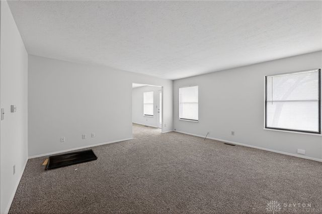 5940 Timbergate Trail, Huber Heights, OH 45424