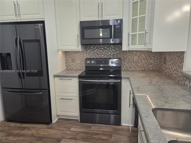 17113 SW 38th St, Miramar, FL 33027