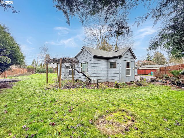 9310 Ne BURTON Rd, Vancouver, WA 98662