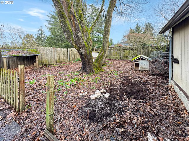 9310 Ne BURTON Rd, Vancouver, WA 98662