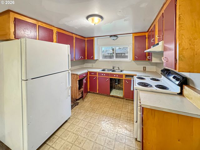 9310 Ne BURTON Rd, Vancouver, WA 98662