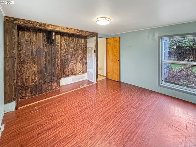 9310 Ne BURTON Rd, Vancouver, WA 98662