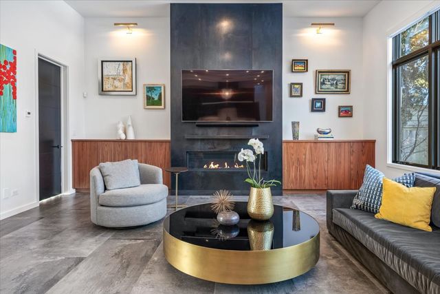 503 Kenilworth Avenue, Kenilworth, IL 60043