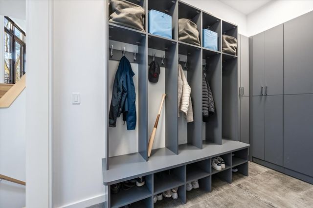 503 Kenilworth Avenue, Kenilworth, IL 60043