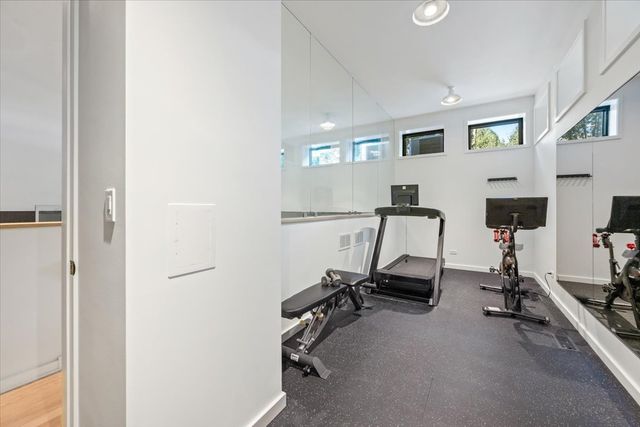 503 Kenilworth Avenue, Kenilworth, IL 60043