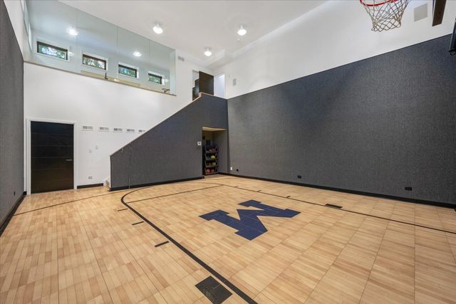 503 Kenilworth Avenue, Kenilworth, IL 60043