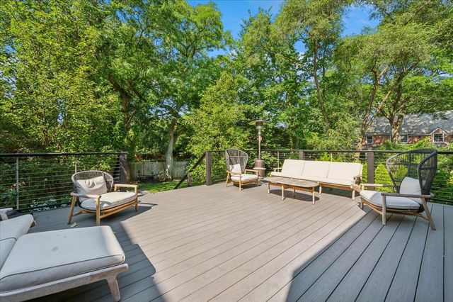 503 Kenilworth Avenue, Kenilworth, IL 60043