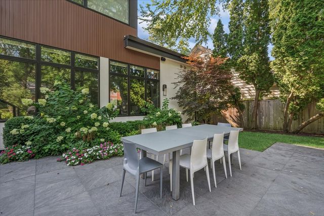 503 Kenilworth Avenue, Kenilworth, IL 60043