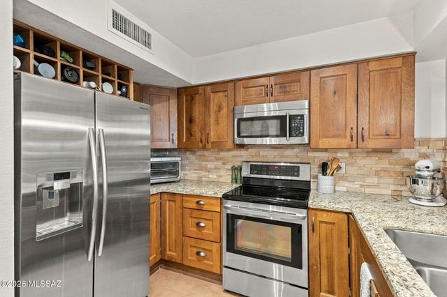 3847 N Paseo De Las Canchas, Tucson, AZ 85716