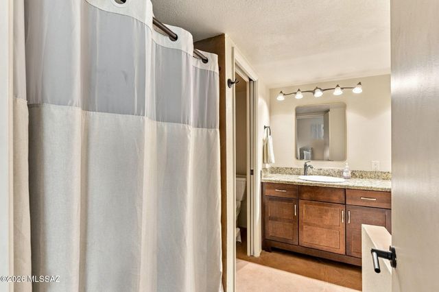 3847 N Paseo De Las Canchas, Tucson, AZ 85716