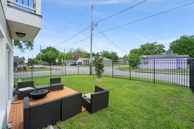 2951 KINGS ROAD, Sanford, FL 32771