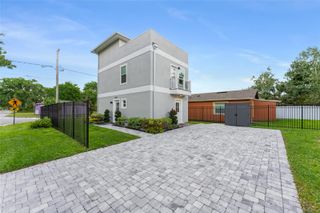 2951 KINGS ROAD, Sanford, FL 32771