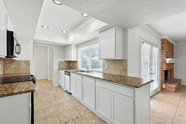 5024 Middleton Circle, The Colony, TX 75056