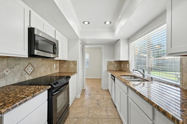 5024 Middleton Circle, The Colony, TX 75056