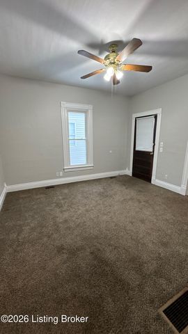 535 Warnock St, Louisville, KY 40217