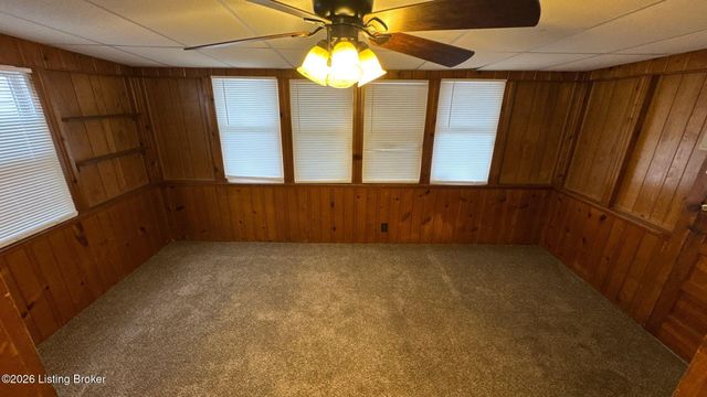 535 Warnock St, Louisville, KY 40217