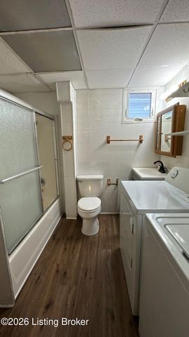 535 Warnock St, Louisville, KY 40217